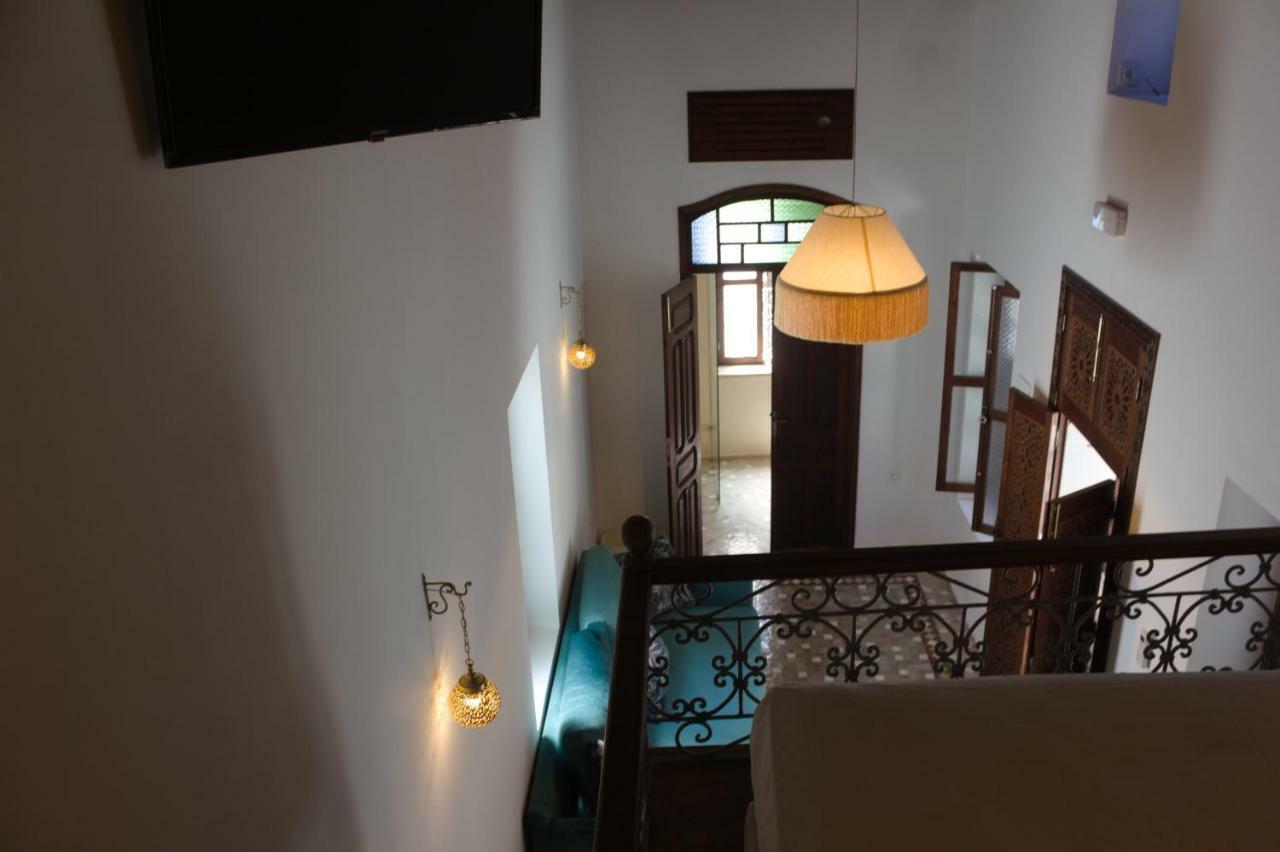 Dar Fama Bed & Breakfast Tetouan Bagian luar foto