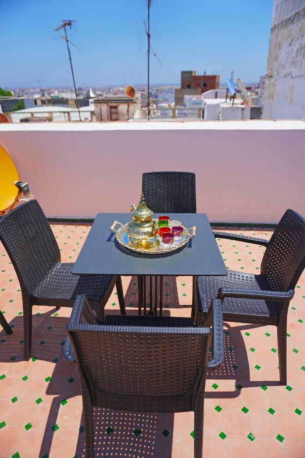 Dar Fama Bed & Breakfast Tetouan Bagian luar foto