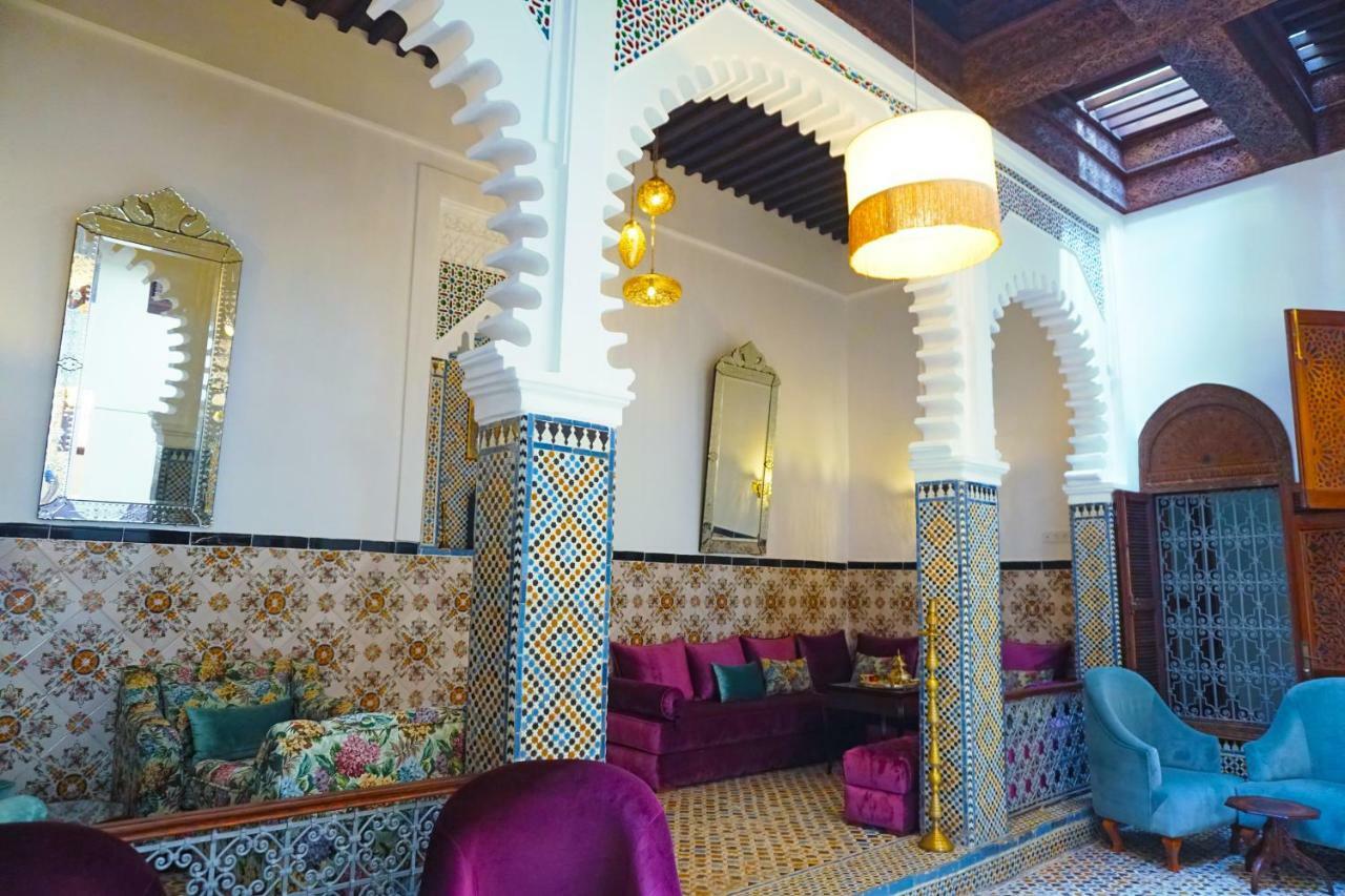 Dar Fama Bed & Breakfast Tetouan Bagian luar foto