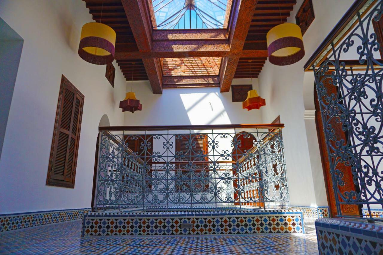 Dar Fama Bed & Breakfast Tetouan Bagian luar foto