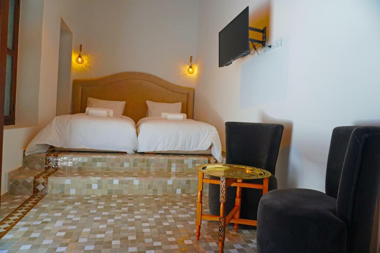 Dar Fama Bed & Breakfast Tetouan Bagian luar foto