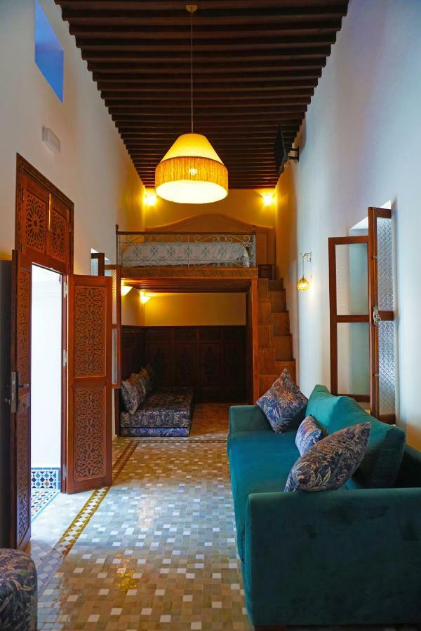 Dar Fama Bed & Breakfast Tetouan Bagian luar foto